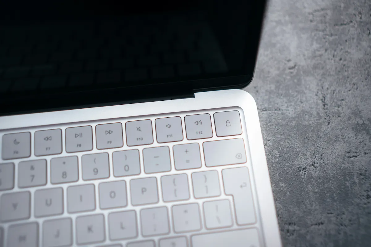 MacBook Neo – mis teeb selle eriliseks ja kellele see kõige paremini sobib?