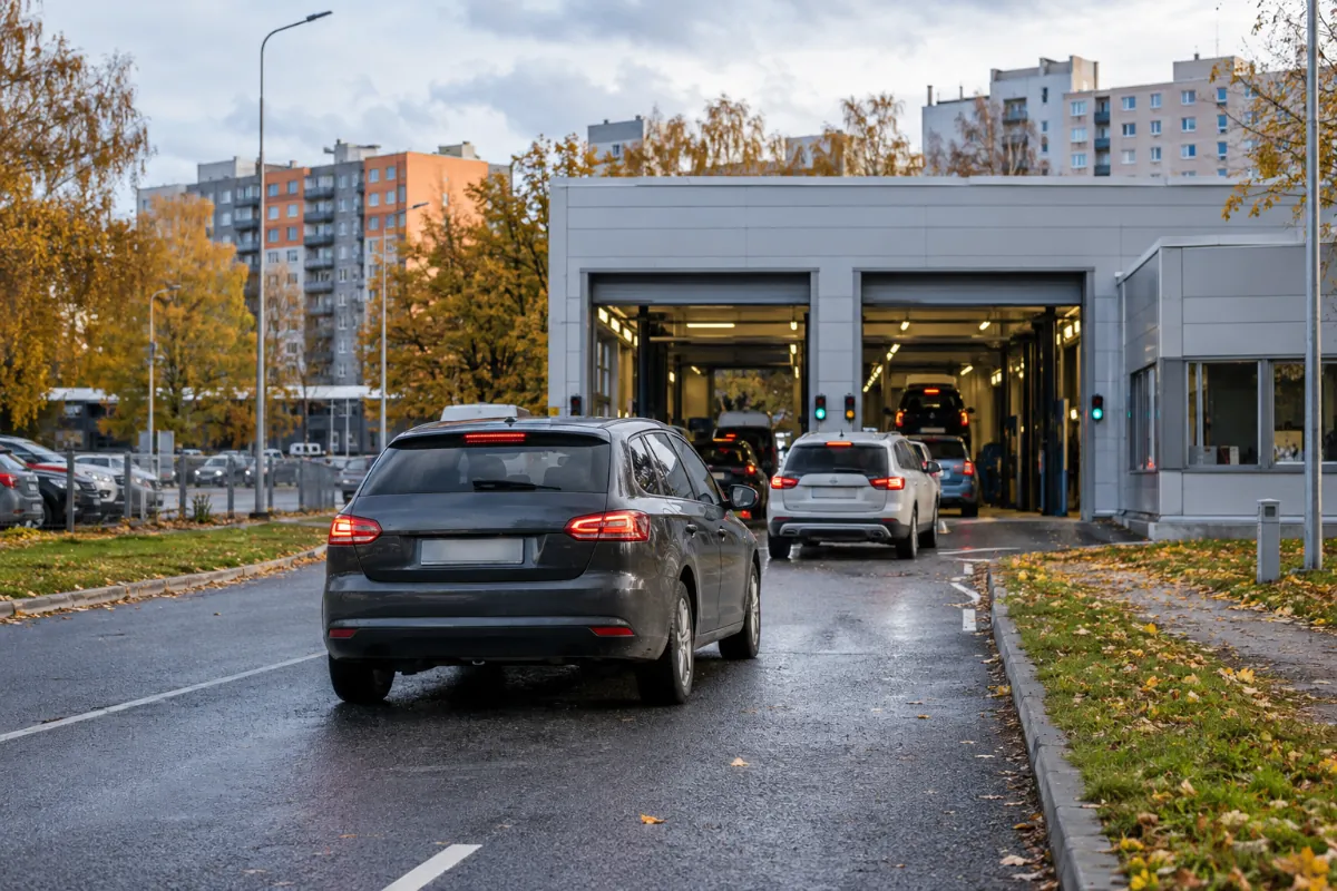 Tehnoülevaatus Tallinnas: kuidas valida punkt linnaosa, liikluse ja vaba aja järgi?